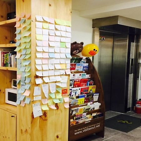 24 Guesthouse Myeongdong Avenue Сеул Екстер'єр фото
